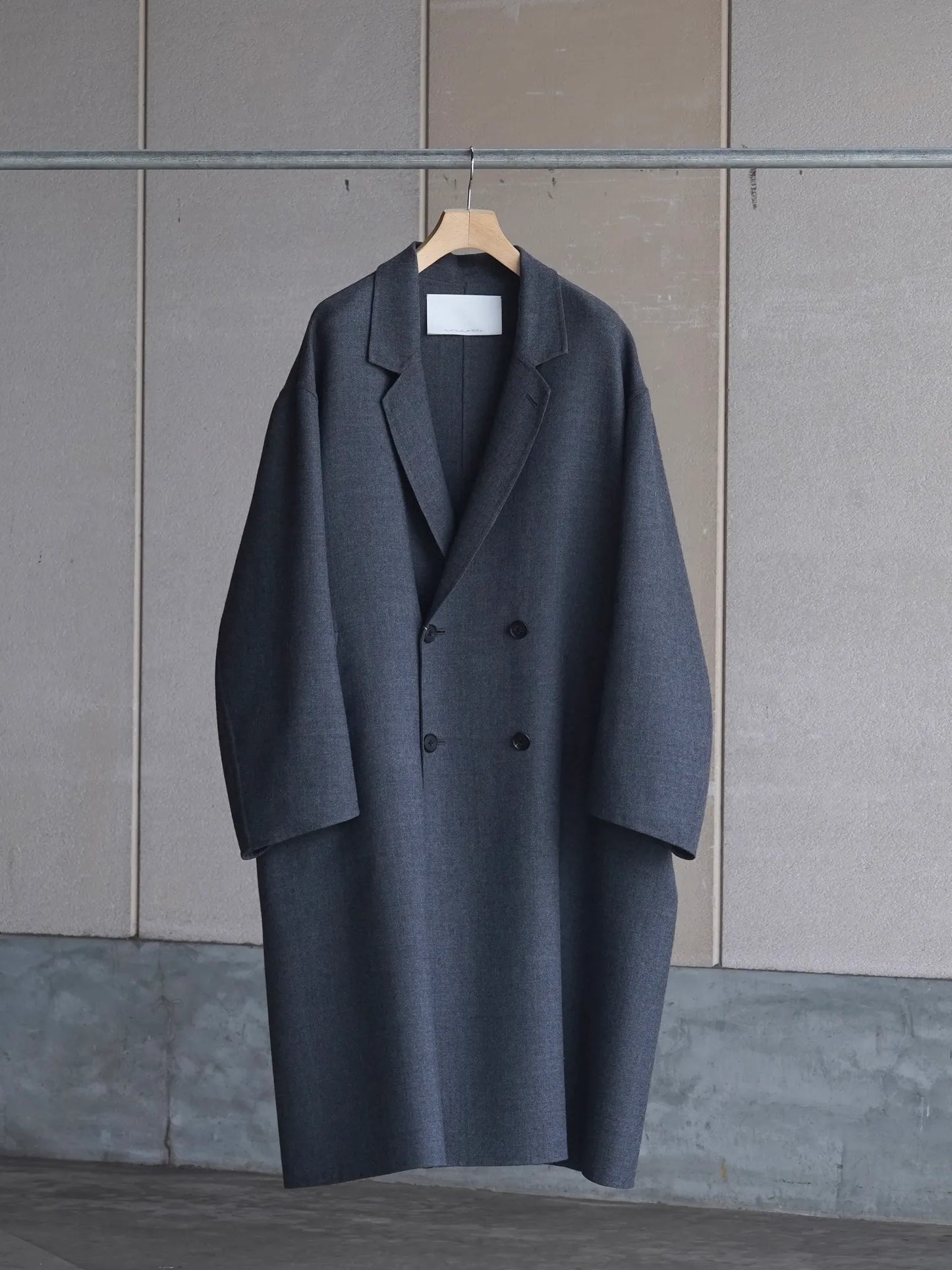 nonnotte-drapinig-gown-overcoat-charcoal-top-1