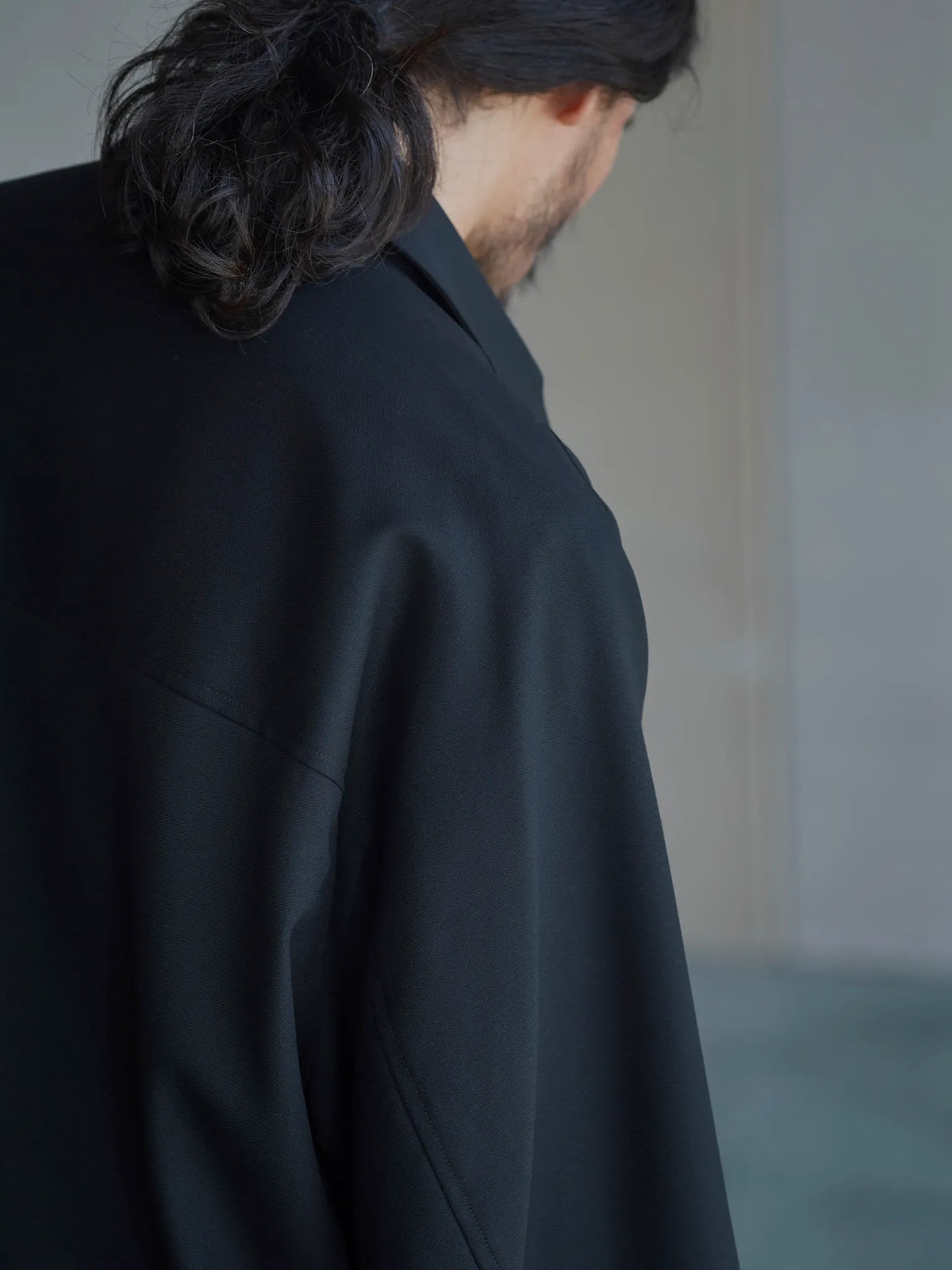 nonnotte | Draping Big Yoke Raglan Drizzler Jacket Deep Black