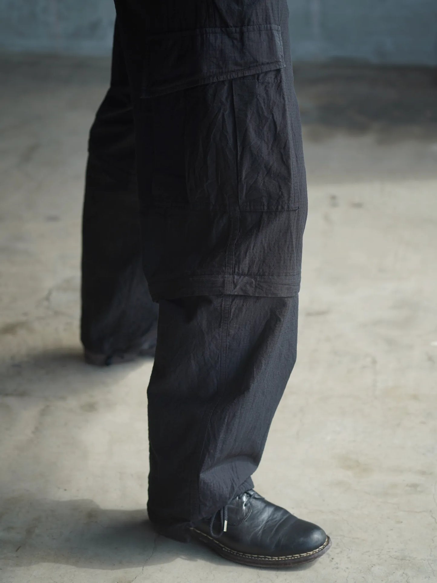 COMOLI | リップストップ コンバーティブル6Pパンツ BLACK