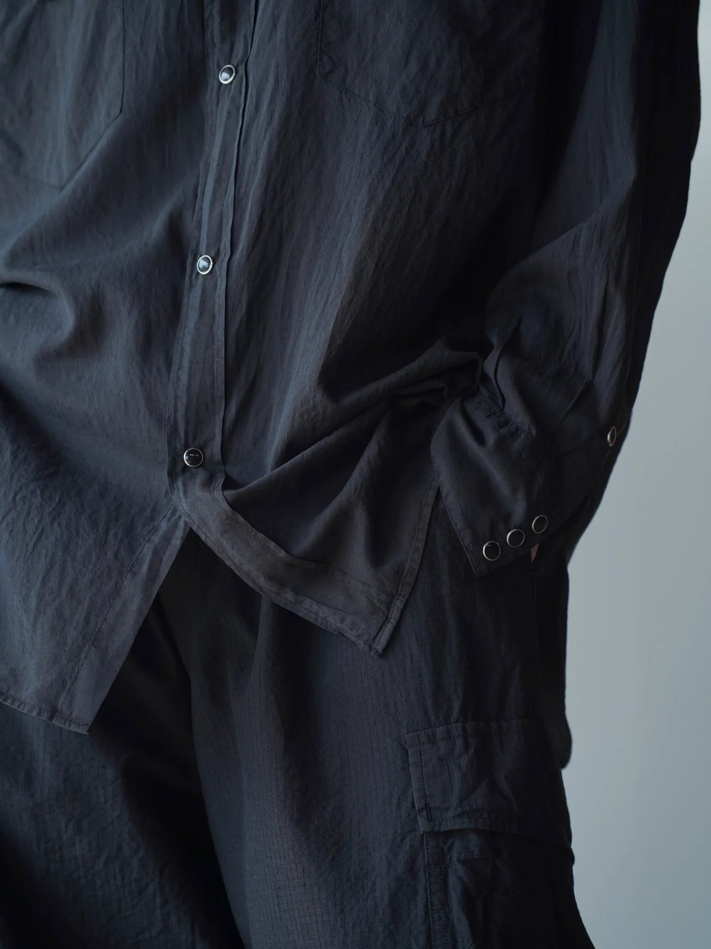 COMOLI | シルク製品染 ウエスタンシャツ BLACK