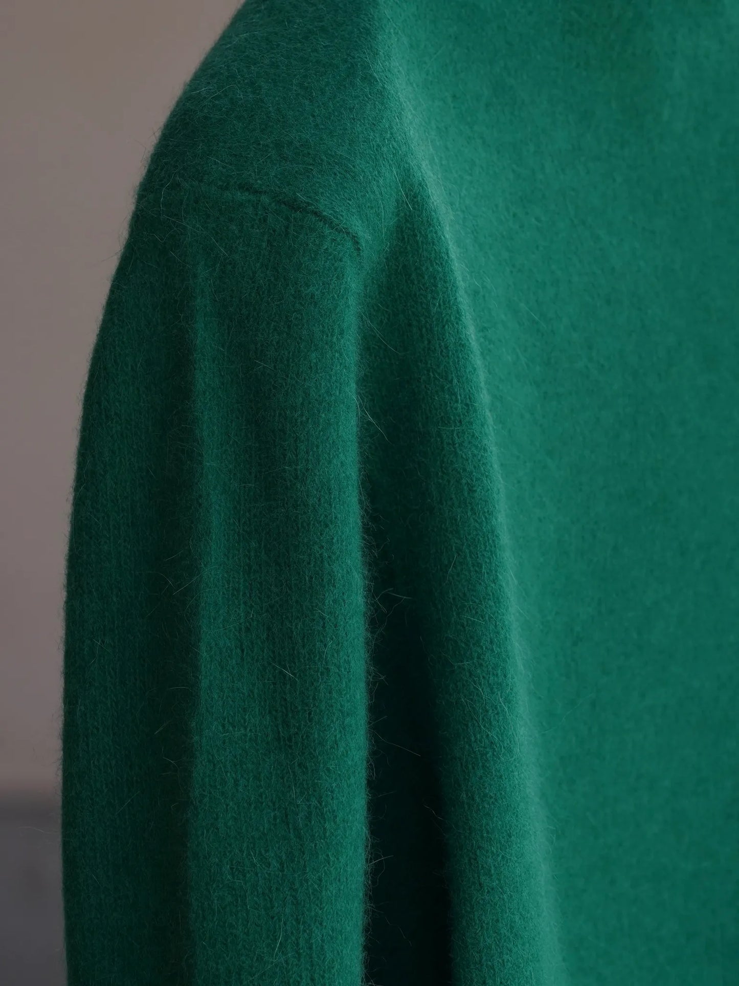 MOTHER HAND artisan | GEEL SMERALDO