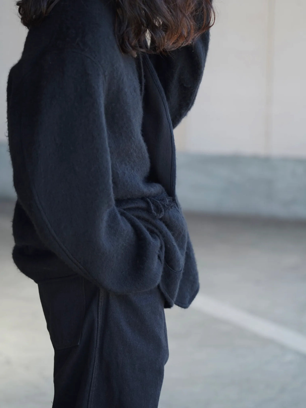 COMOLI | シャギー ノーカラージャケット BLACK