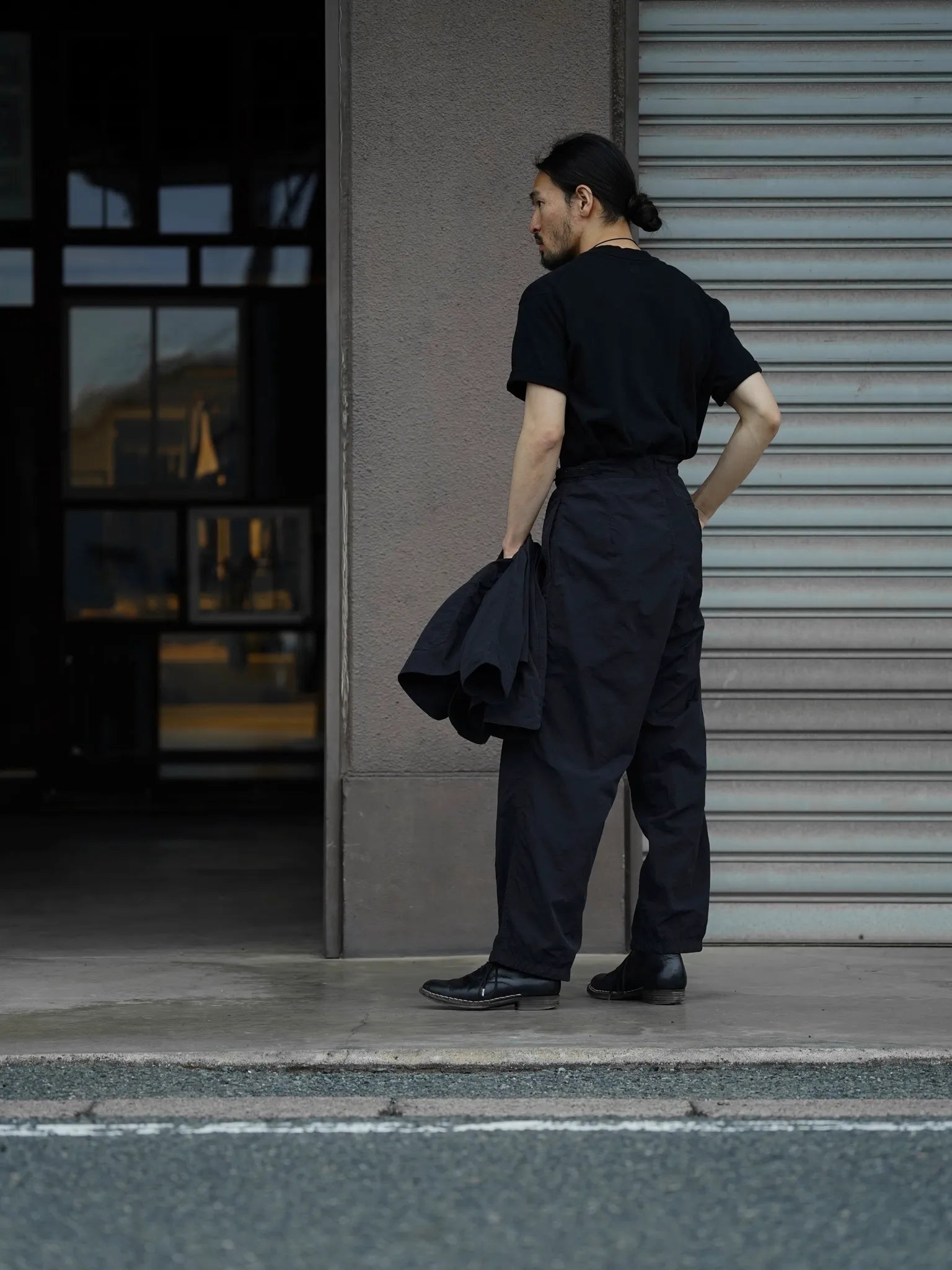 the-nulabel-garment-dyed-tropical-trousers-black-10