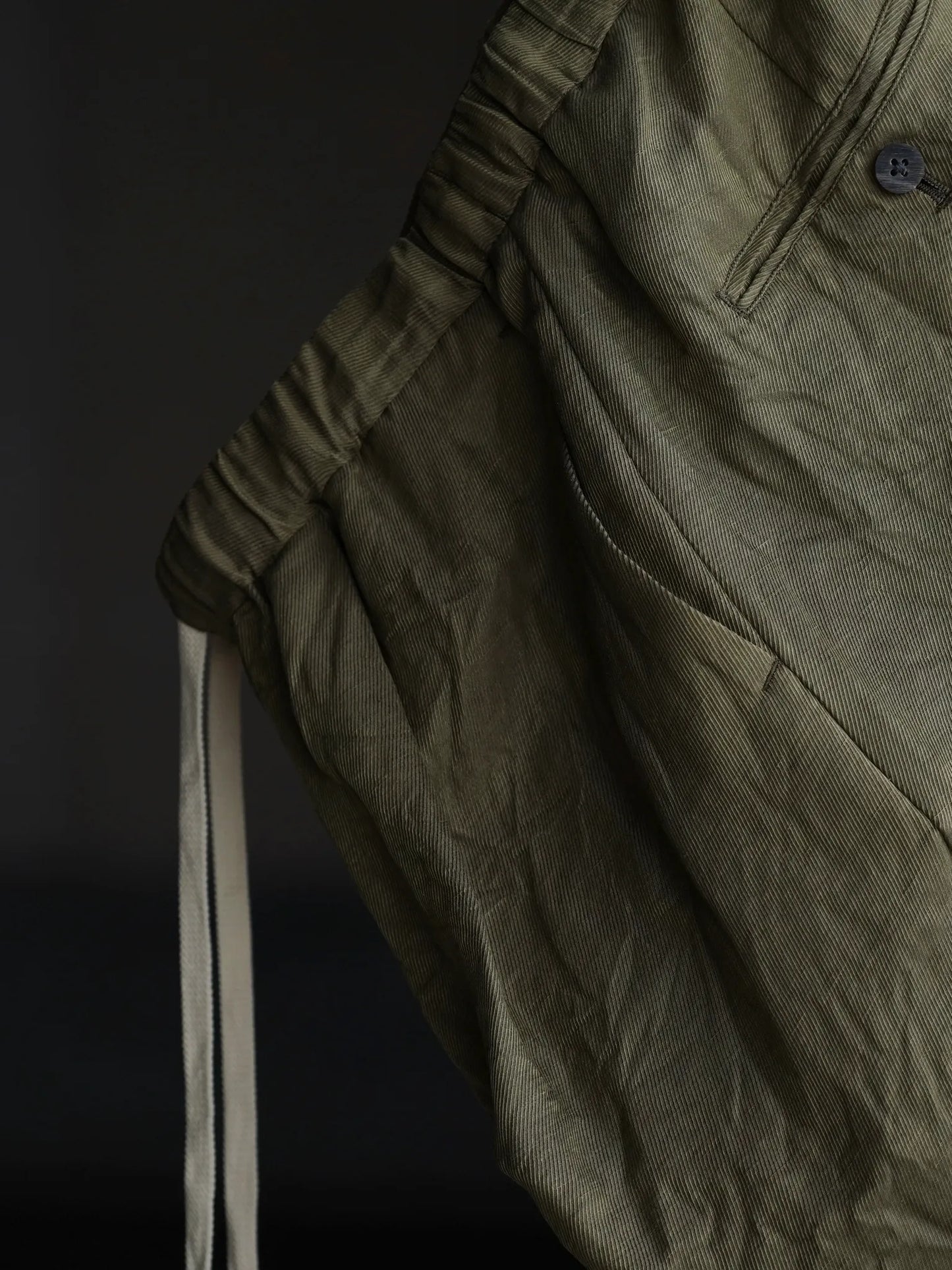 calmlence-single-pleated-easy-shorts-dbeg-5