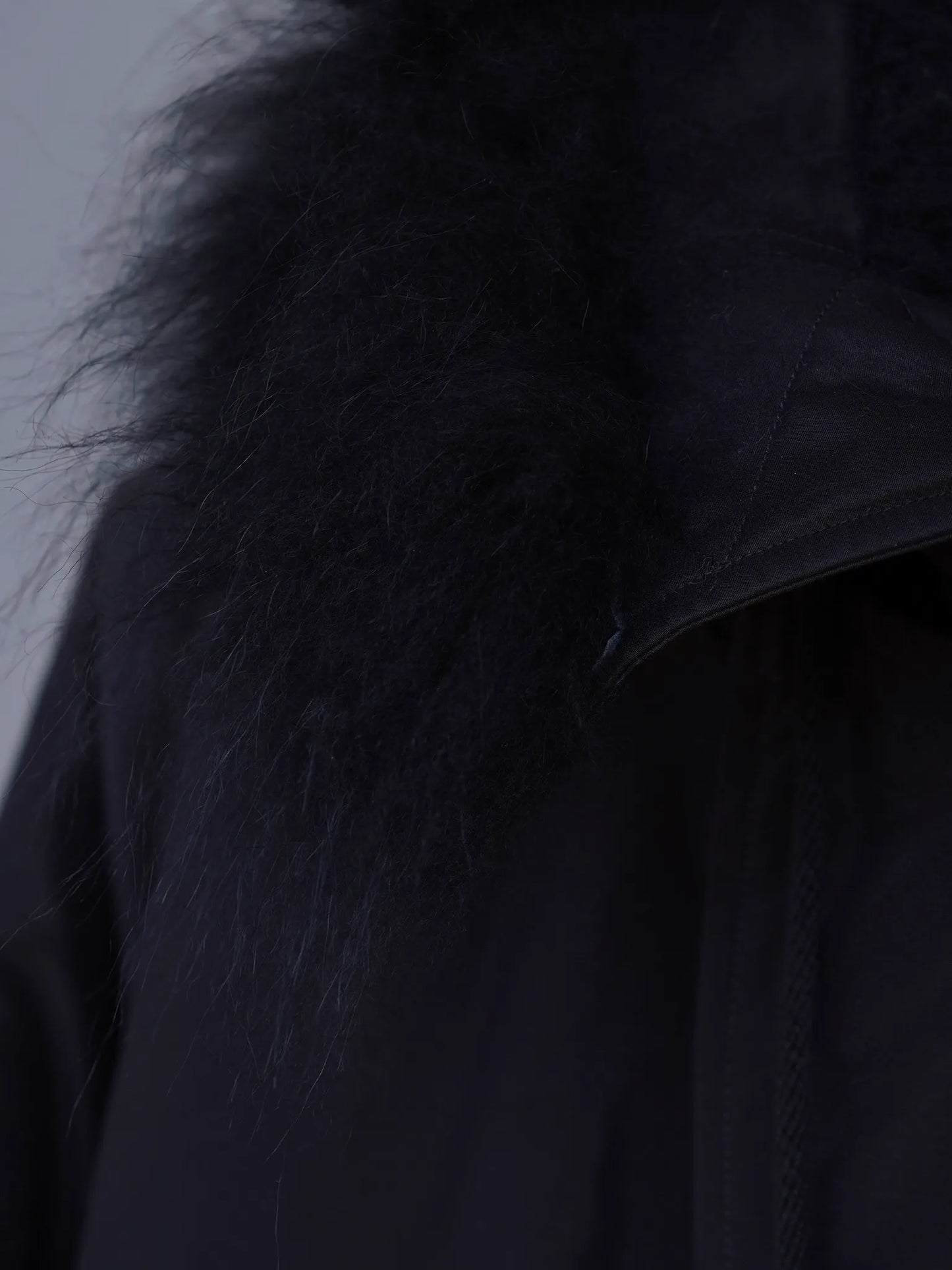 COMOLI | コットンシルク ミリタリーフーデッドジャケット BROWN