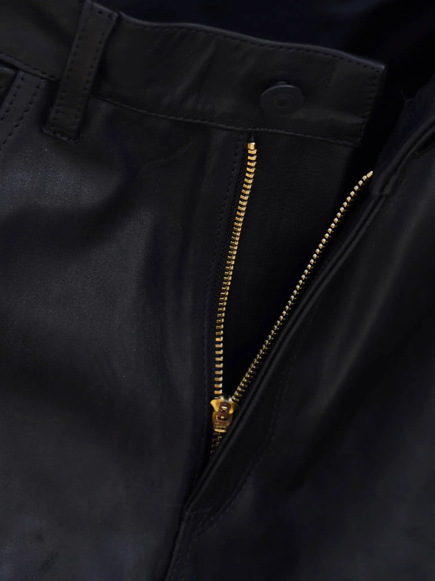 COMOLI | レザー 5Pパンツ BLACK