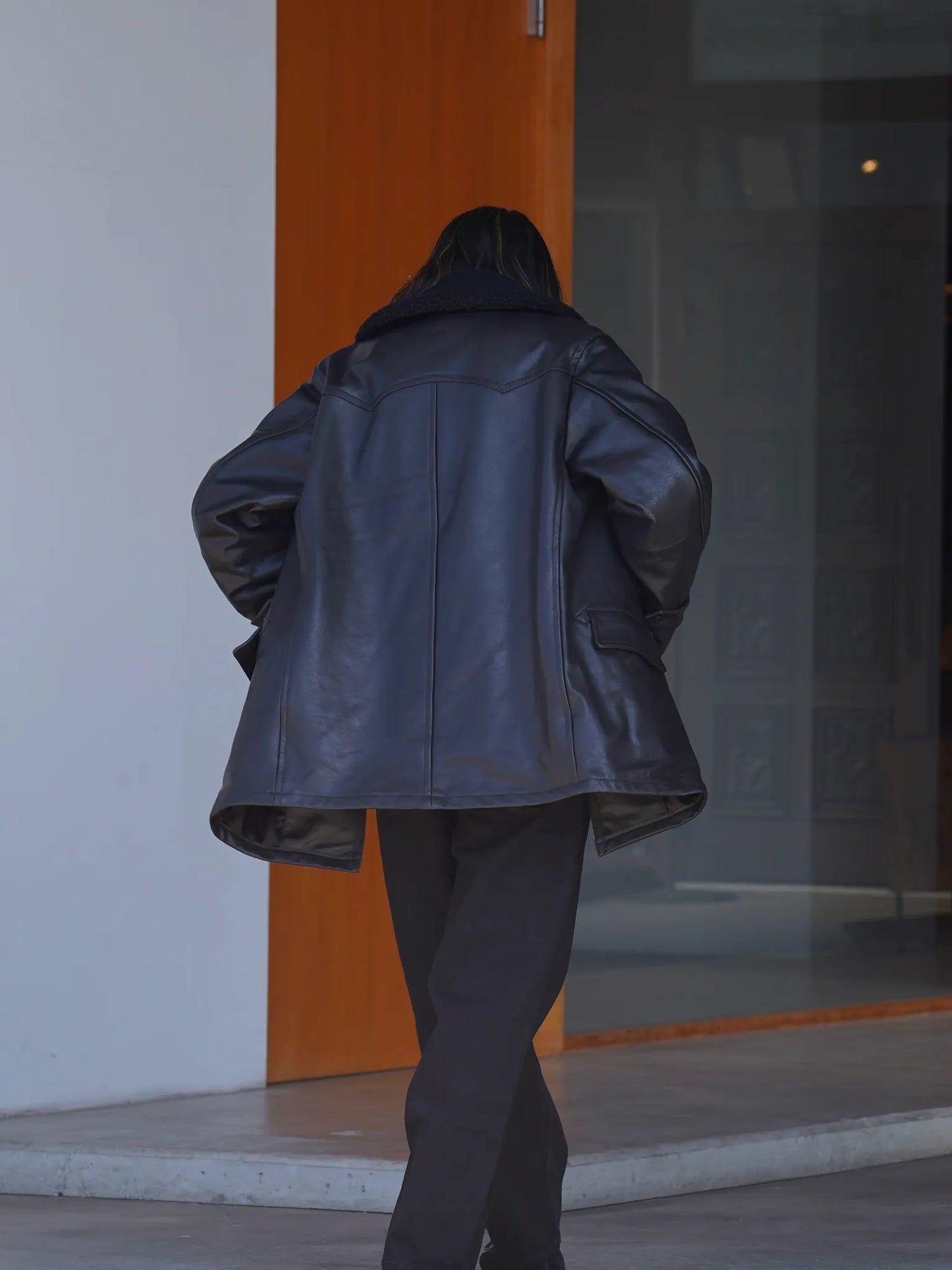 COMOLI | ラムレザー カナディアンコート BLACK