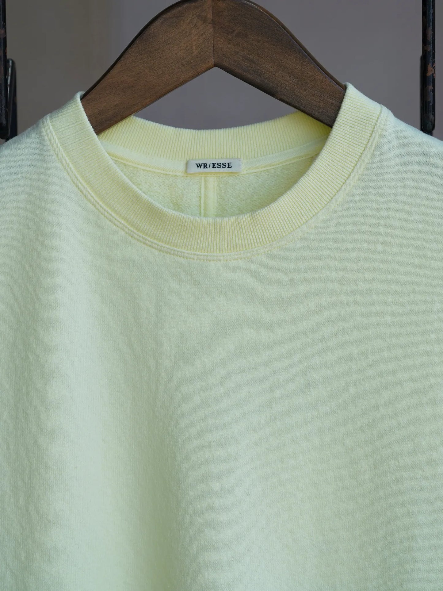 WONDER ROOM ESSE| The Edge LIME