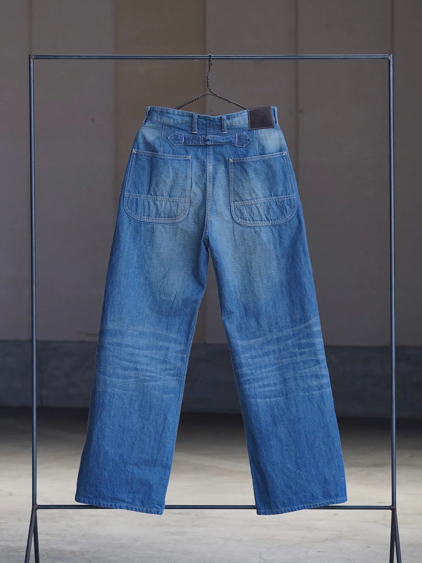 t-t-lot-717-painter-pants-with-buckle-damaged-indigo-6