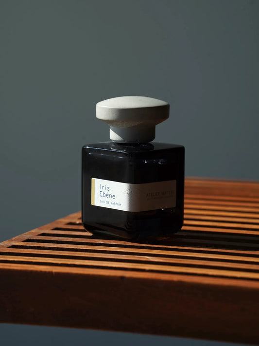 ATELIER MATERI | Iris Ebène