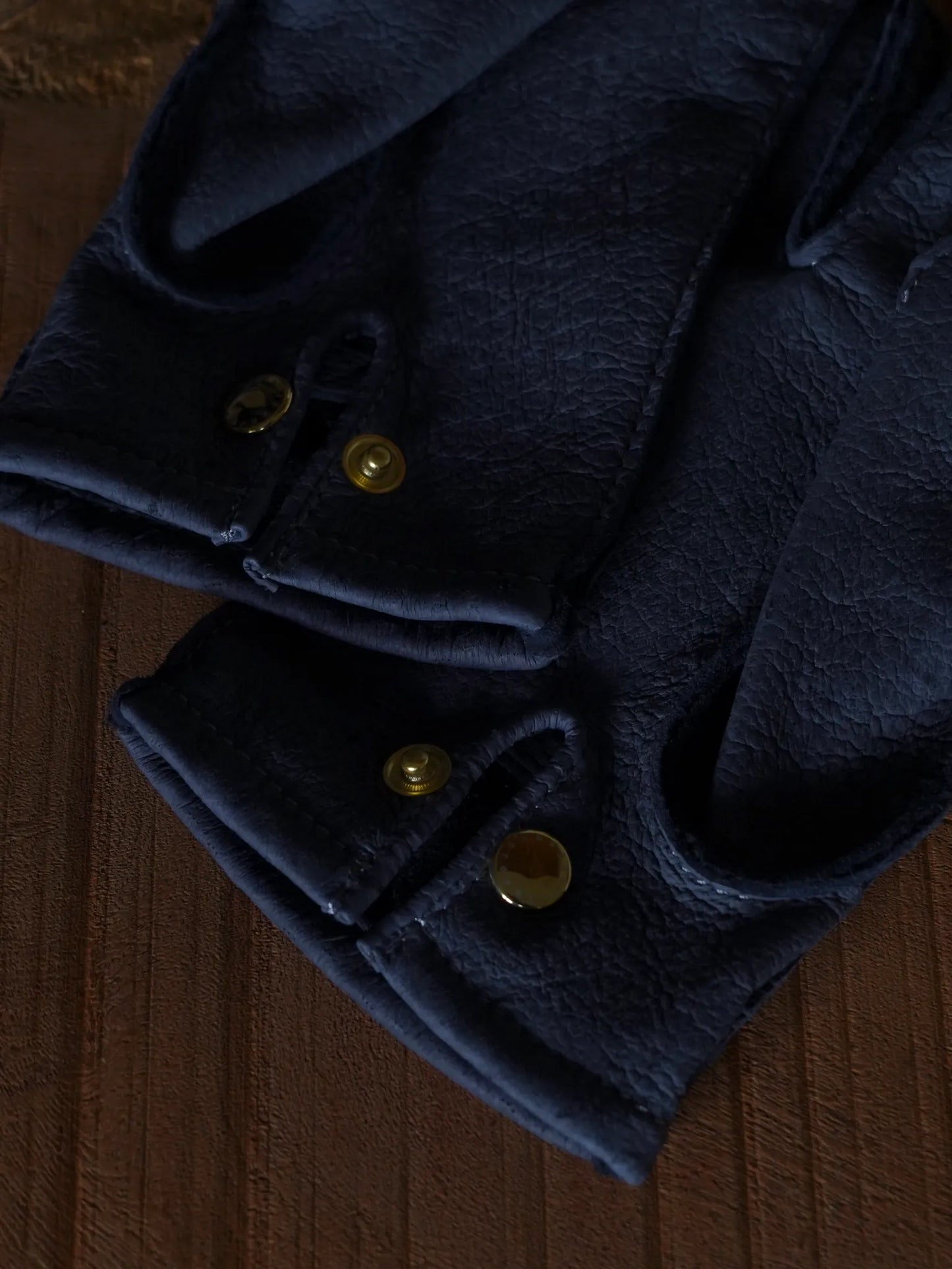 Post Production | Country Gloves Peccary -unlining- Ice Gray