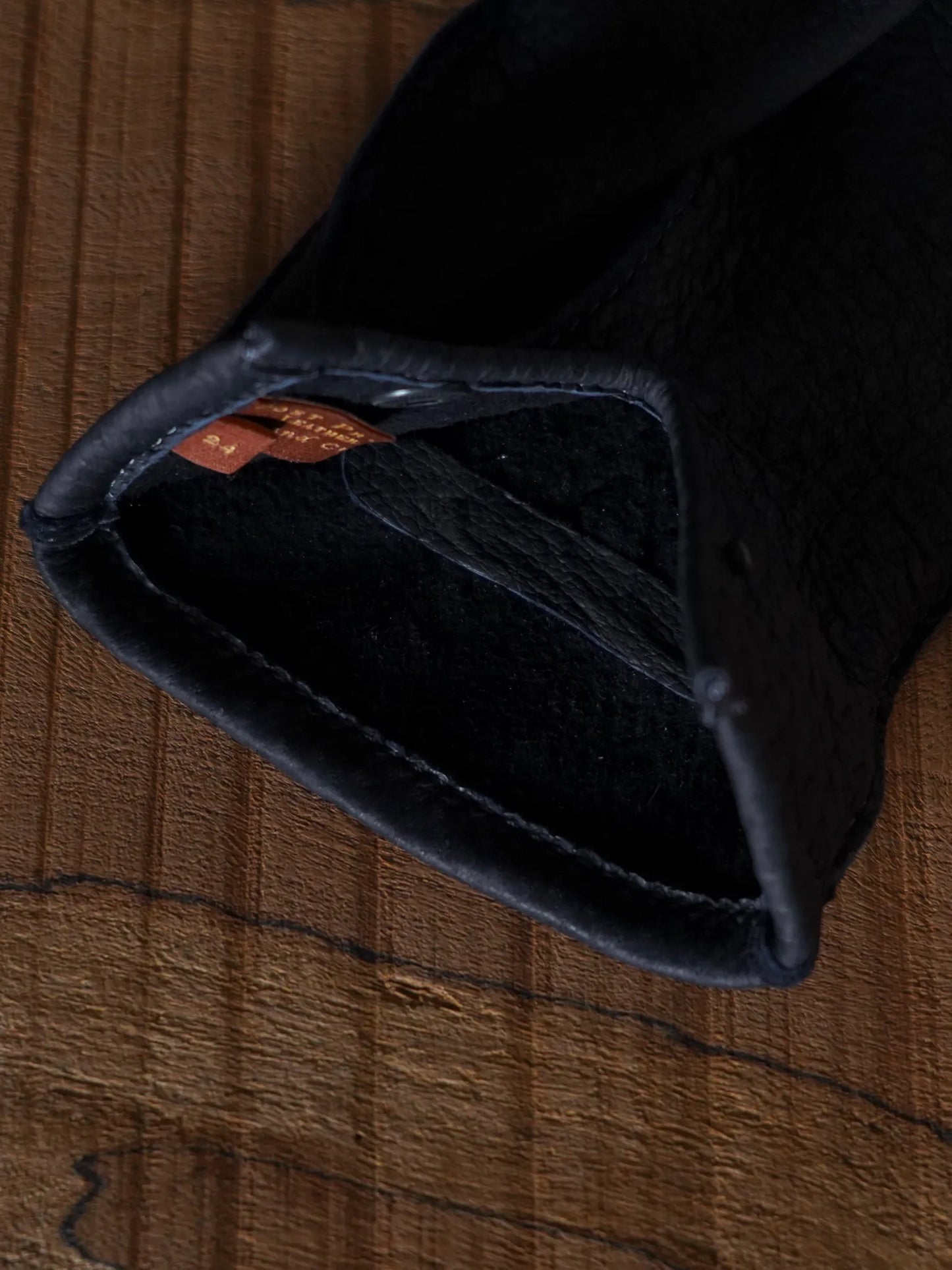 Post Production | Country Gloves Peccary -unlining- Black