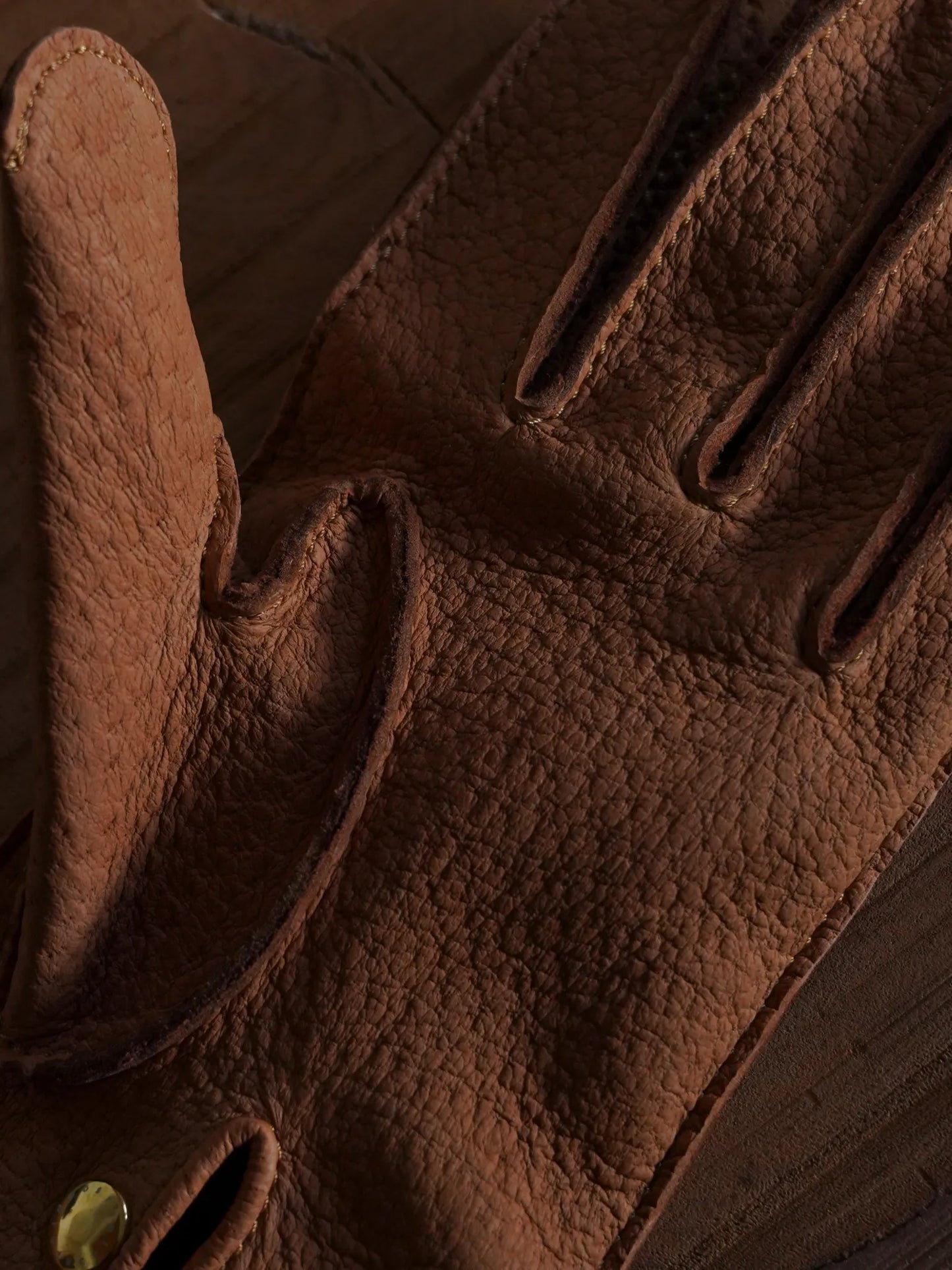 Post Production | Country Gloves Peccary -unlining- Cork