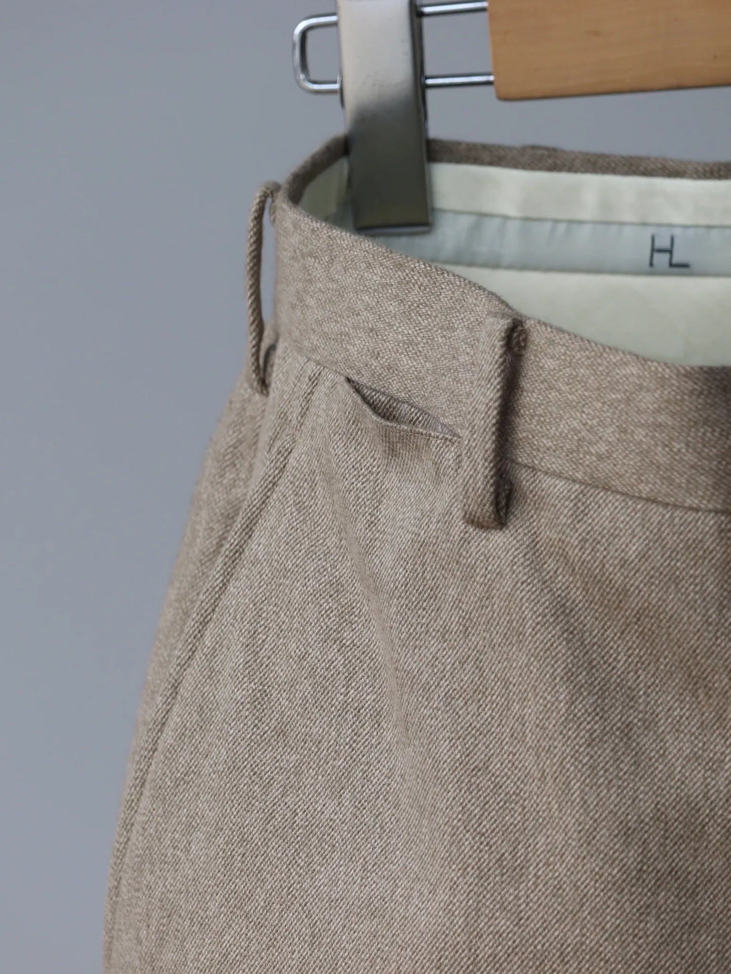 herill-cotton-twill-chino-pants-beige-5