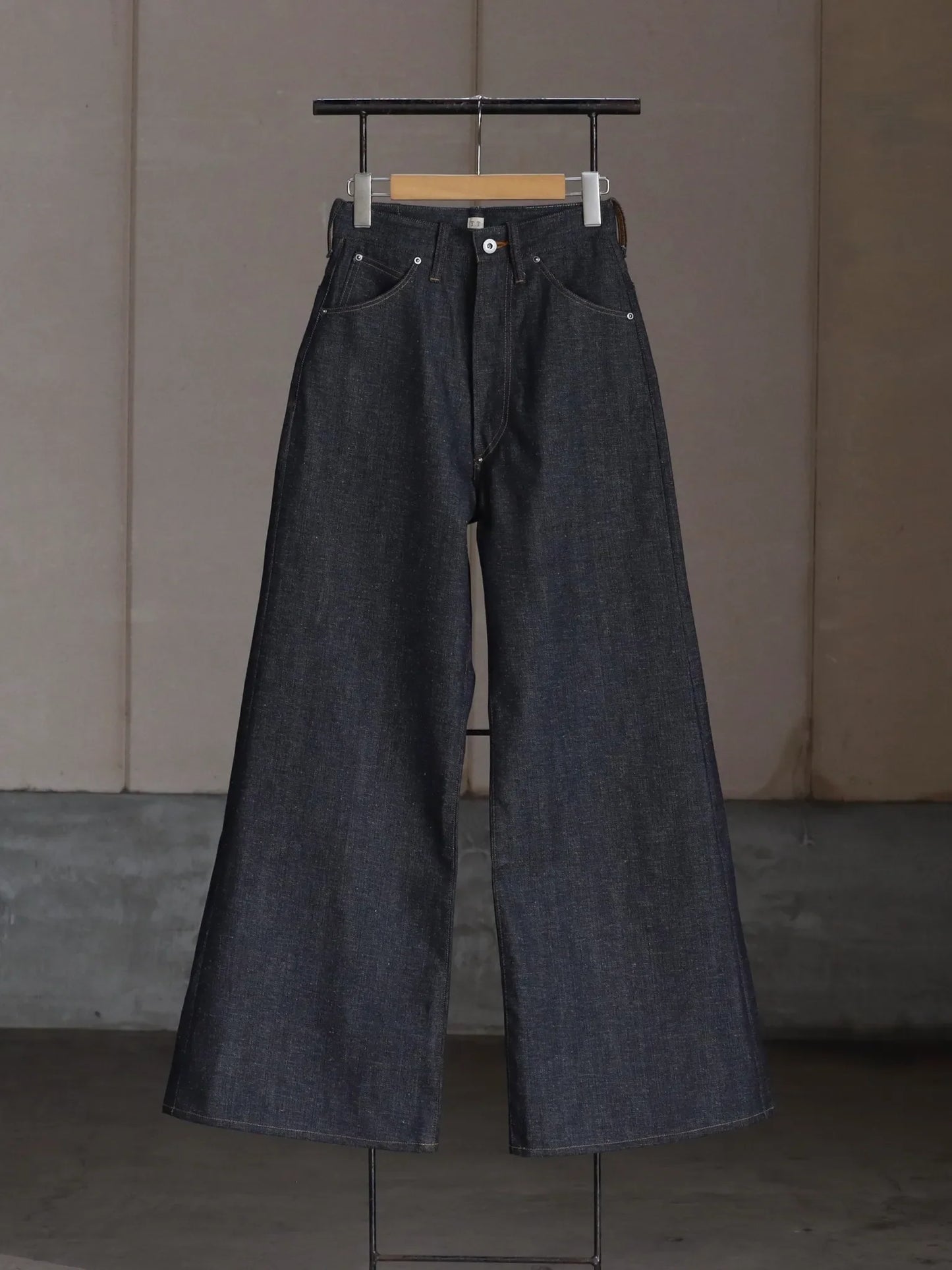 t-t-denim-trousers-w-raw-indigo-1