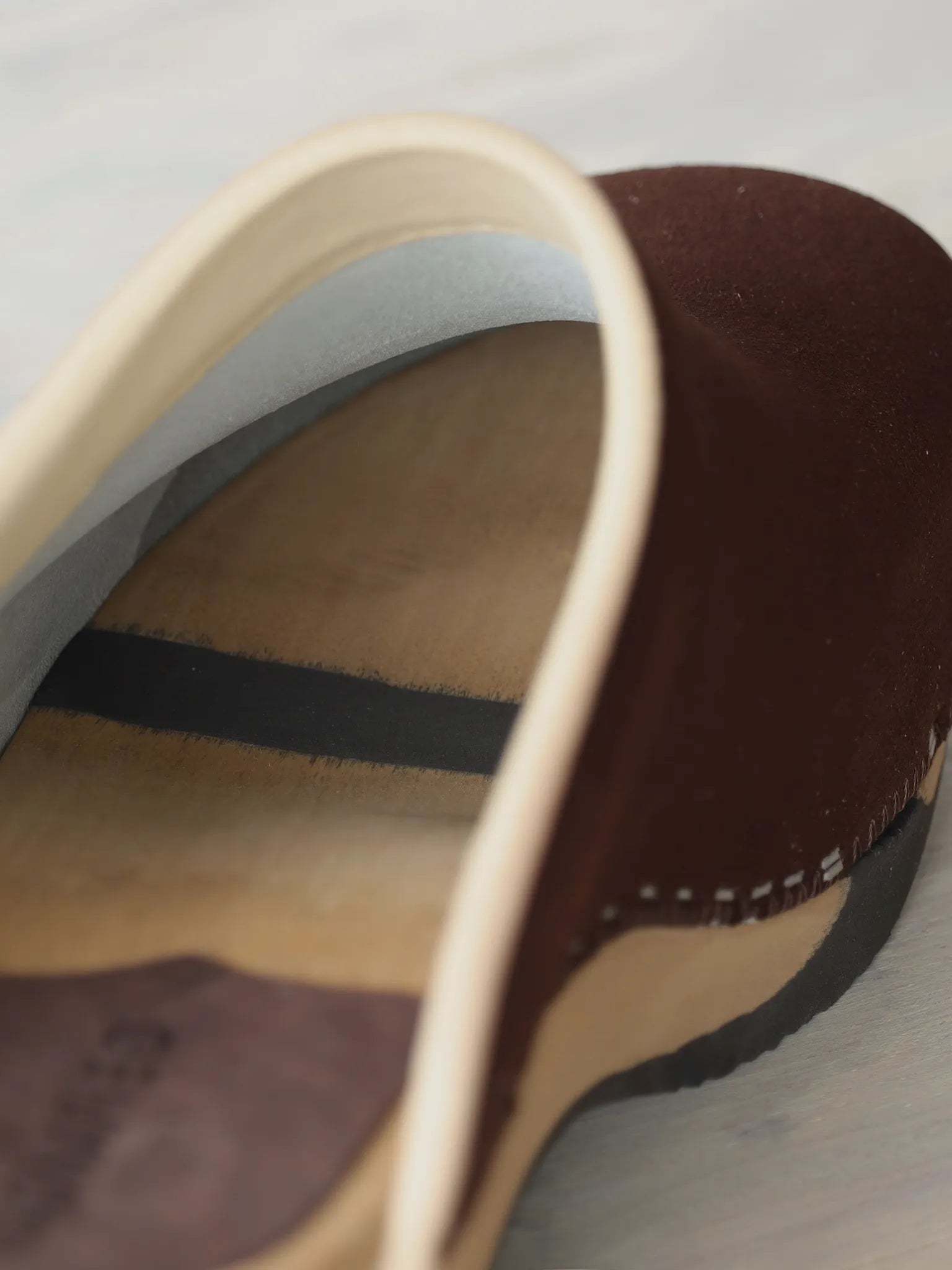 the-inoue-brothers-magnafied-embla-clogs-vegan-suede-tobacco-9
