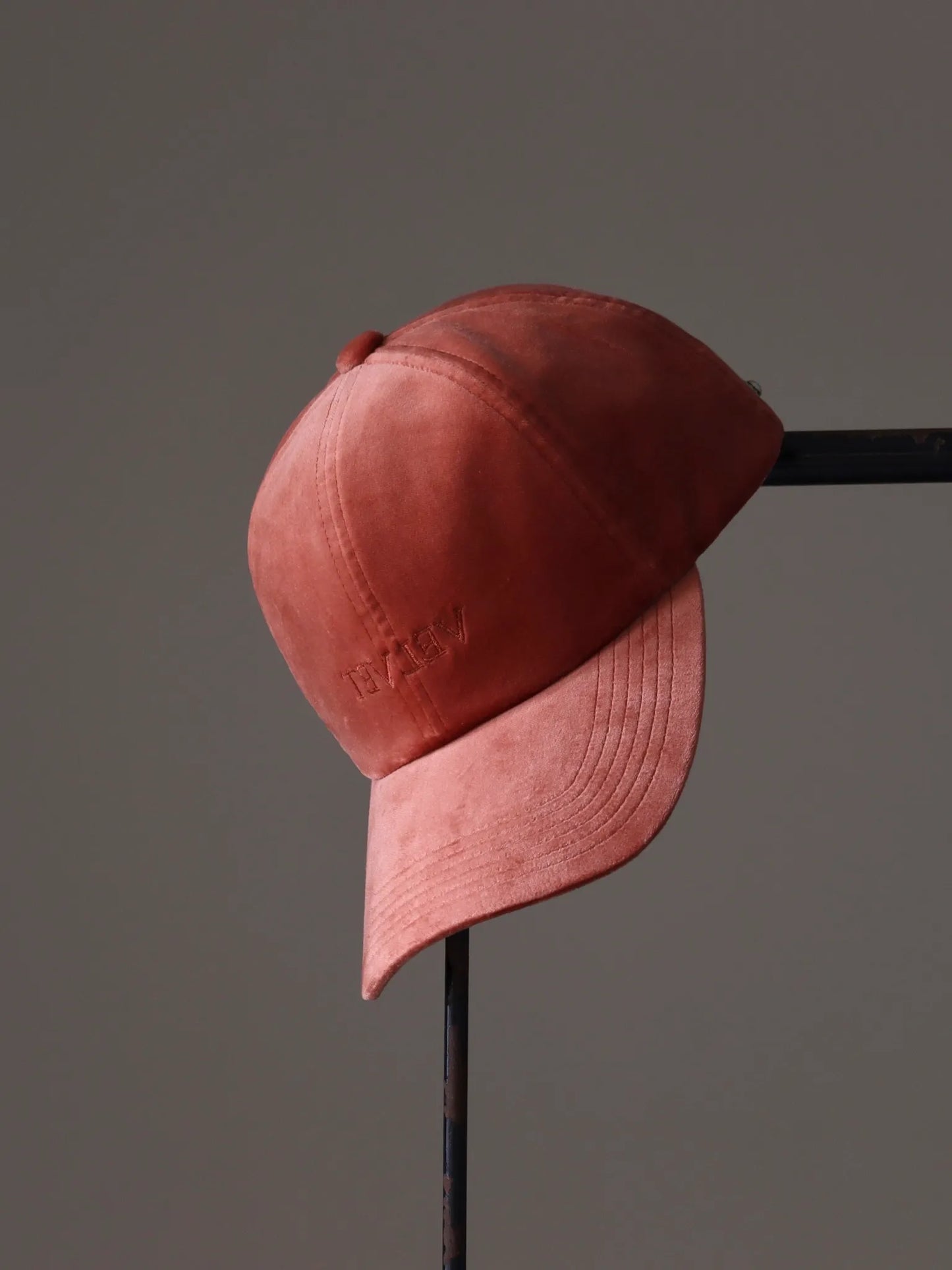 sarto-velvet-cap-salmon-コピー-2