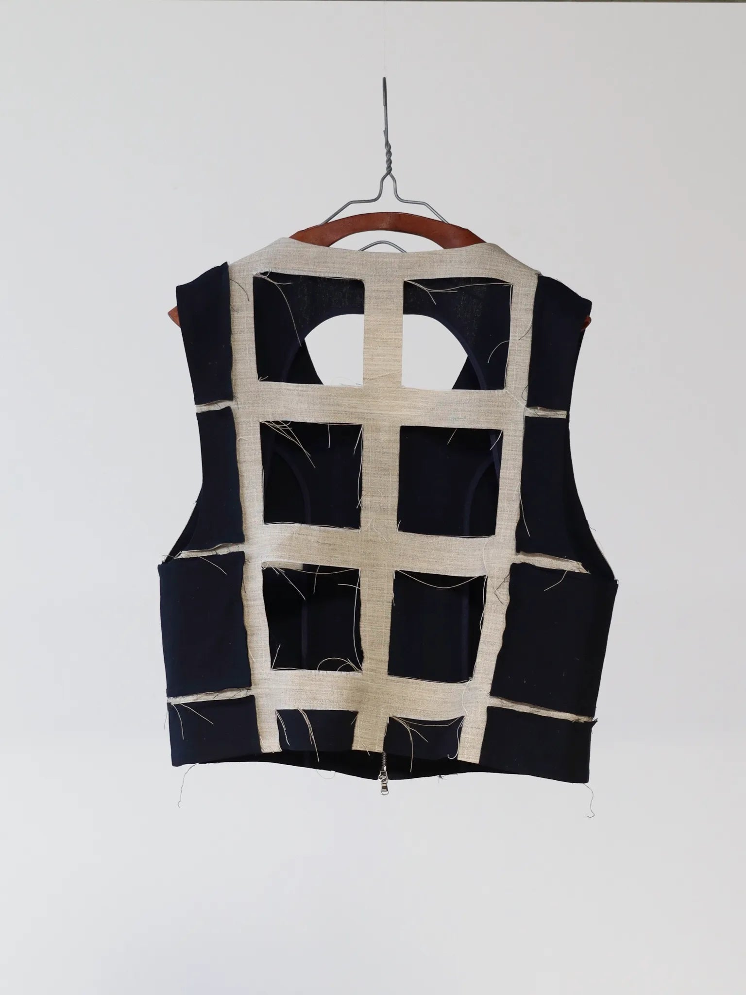 nobuyuki-matsui-framed-vest-navy-2