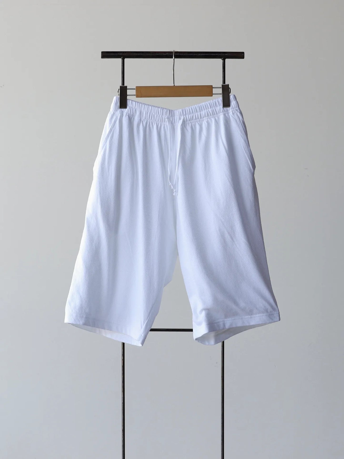 COMOLI | コットンメッシュ ショーツ WHITE