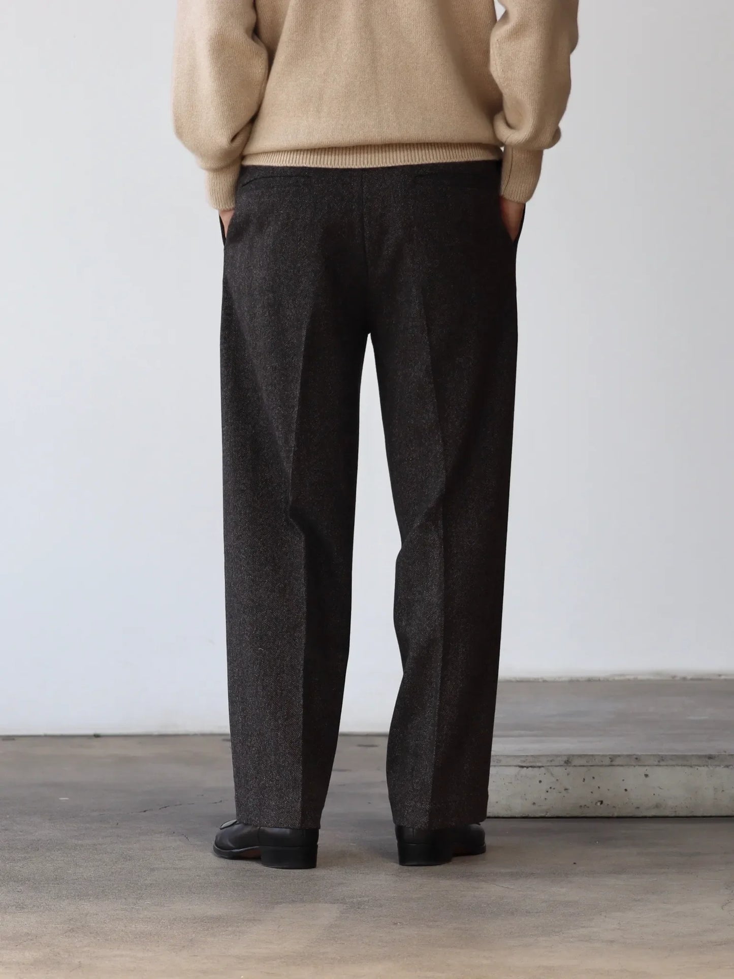 herill-blacksheep-easypants-brown-herringbone-4