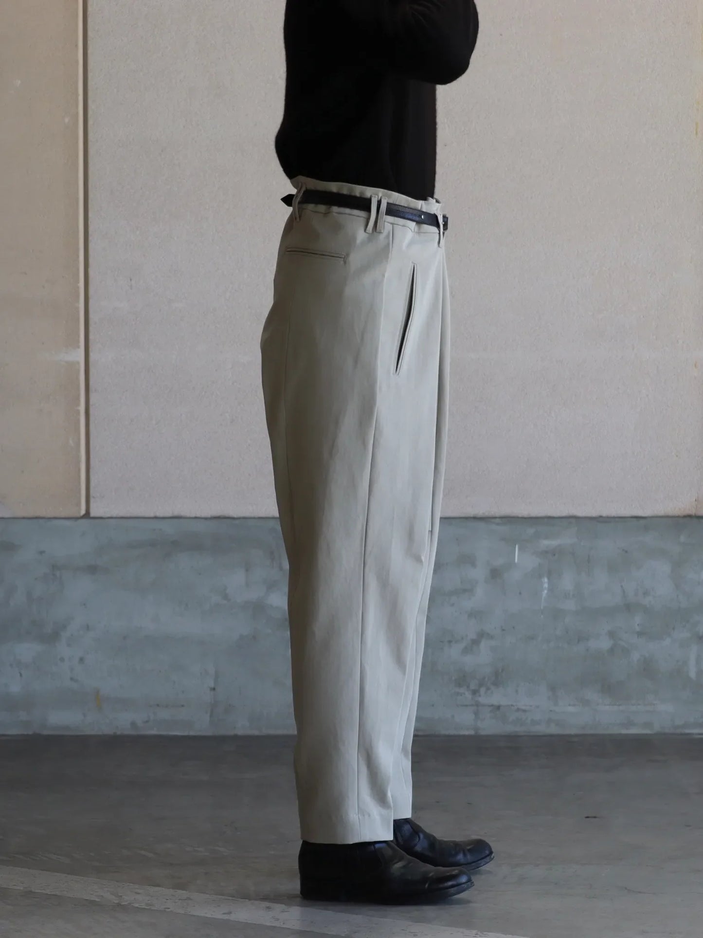 nonnotte-draping-crotch-trouser-type-a-smoke-grey-8