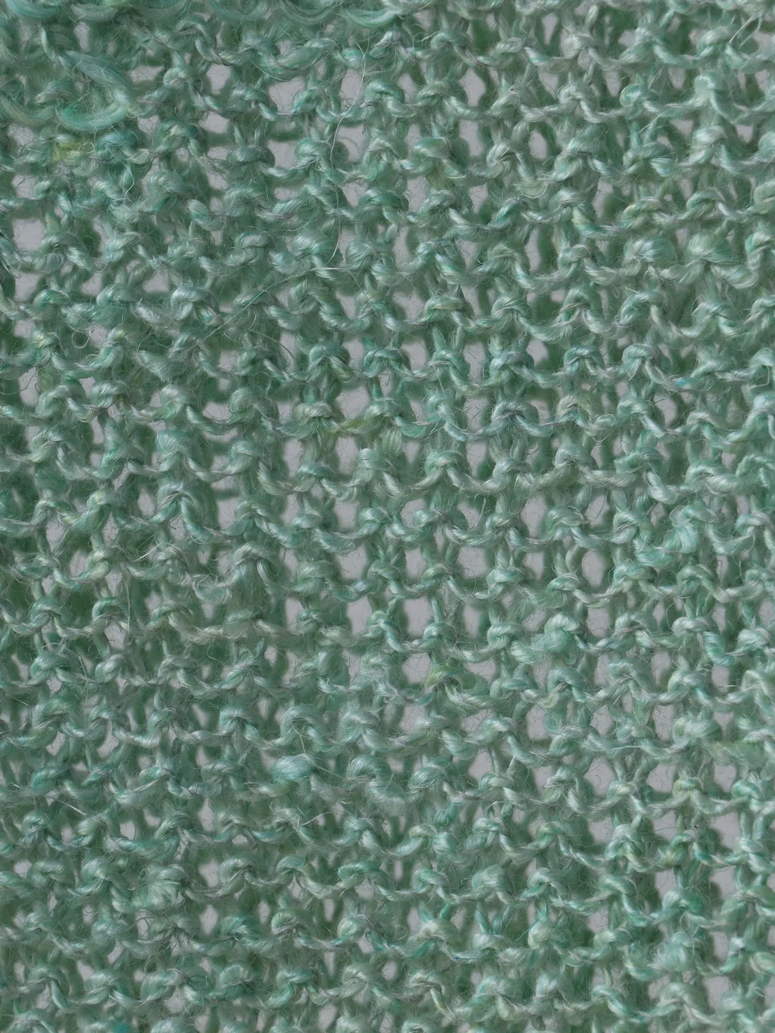 amachi-swallows-nest-knit-clay-white-green-4