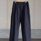 nonnotte-draping-elastic-in-tuck-wide-trousers-deepnavy-blacktop-4