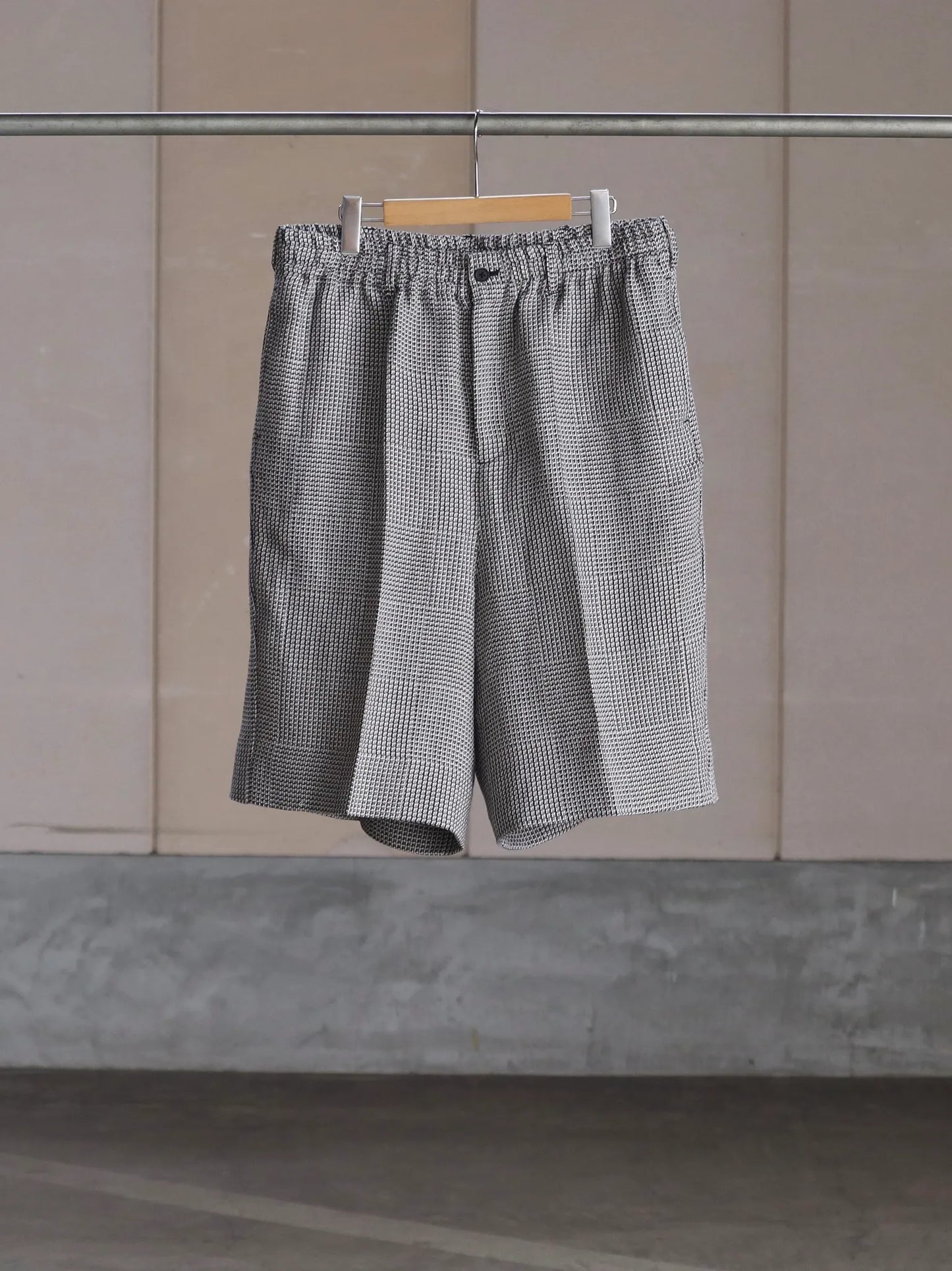 nonnotte | Elastic Baggy Shorts Trousers Black × Taupe