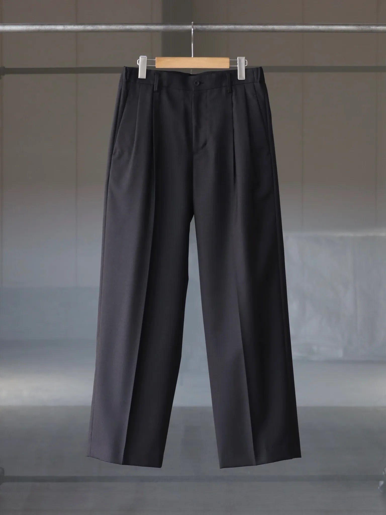 irenisa-two-tucks-wide-trousers-dark-charcoal-1