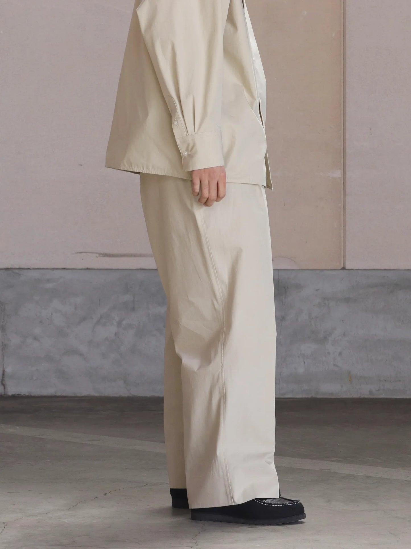 nonnotte | Draping Elastic In Tuck Wide Trousers Tidal Foam