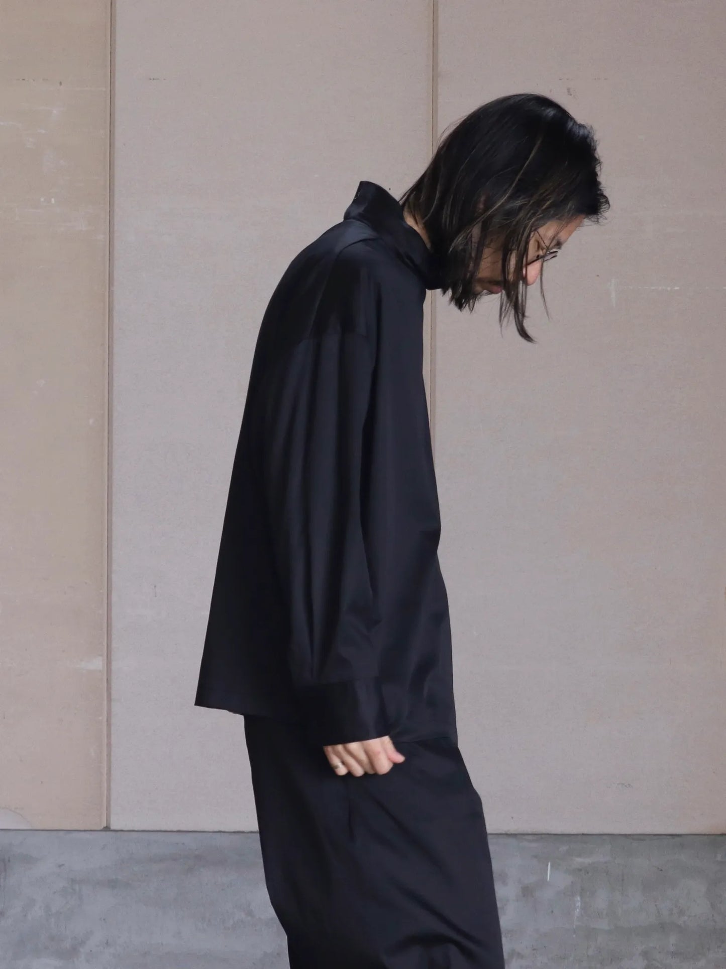 nonnotte | Semi Mock Neck Smock Shirt Caviar