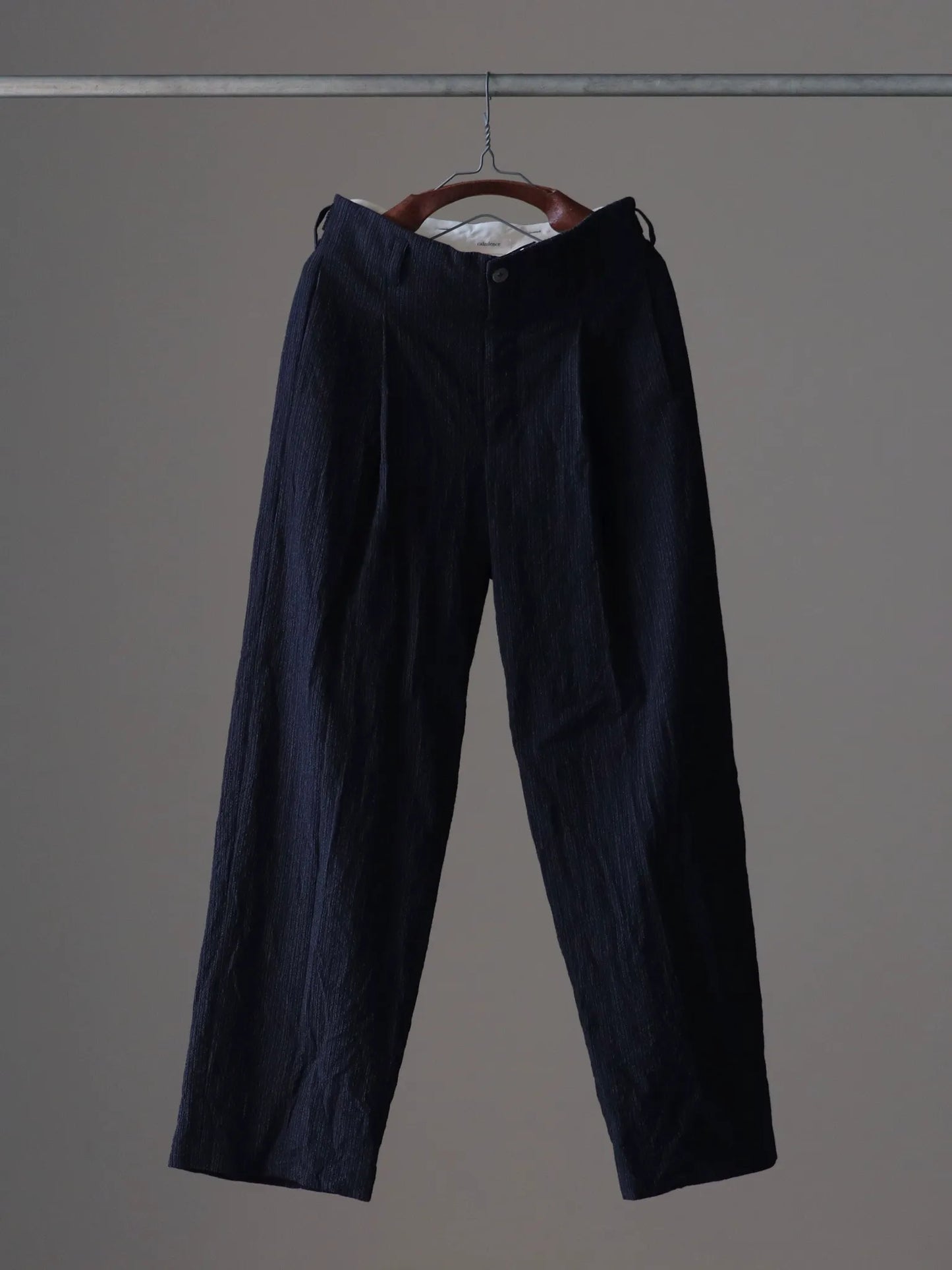 calmlence | SINGLE PLEATED WIDE PANTS BLKST