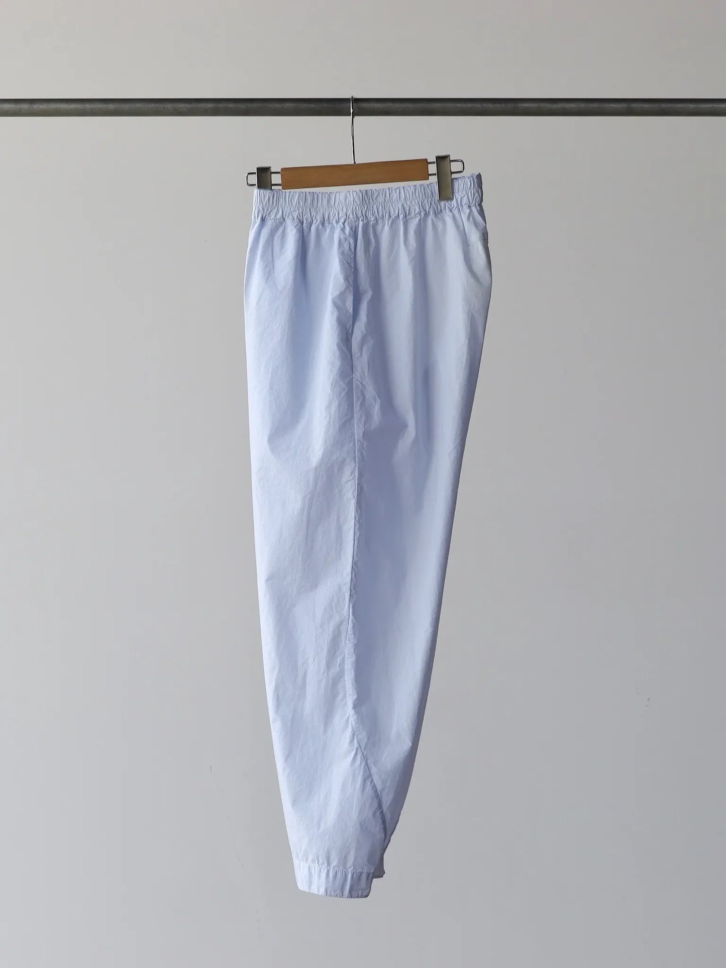 toogood-the-acrobat-trouser-poplin-porcelain-3