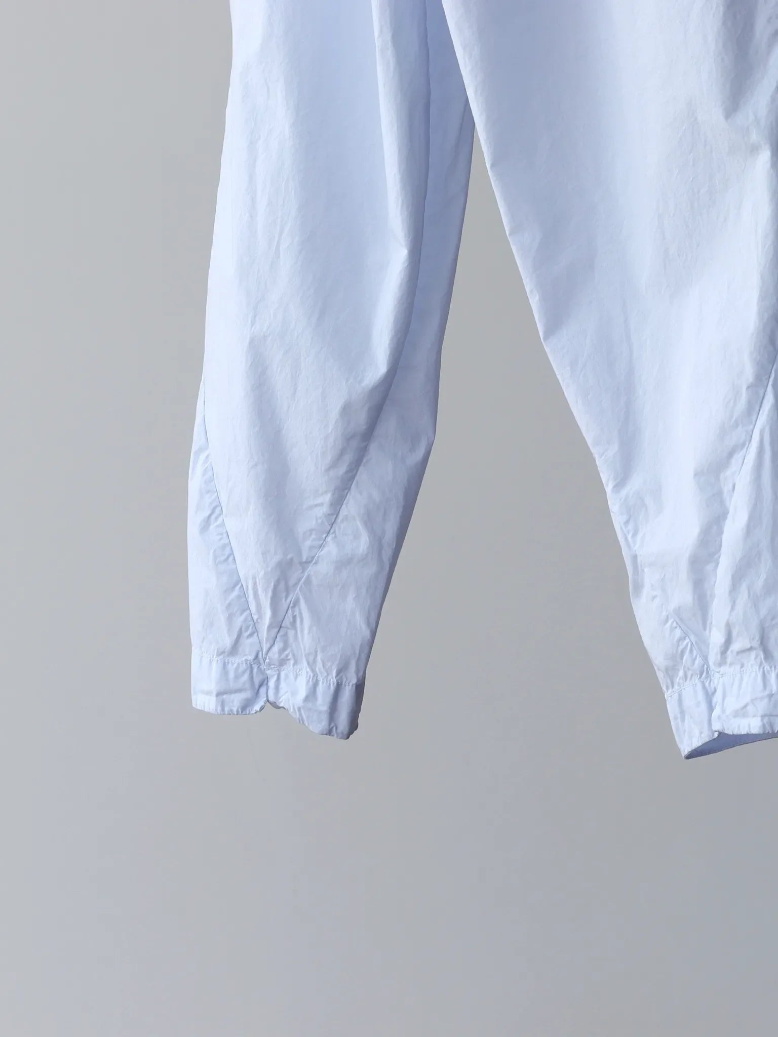 toogood-the-acrobat-trouser-poplin-porcelain-4