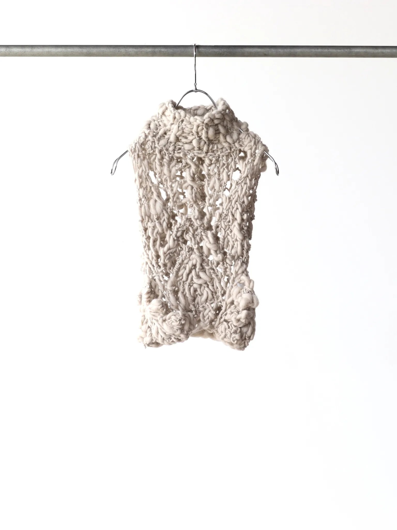 kakan-handspun-highneck-vest-beige-1