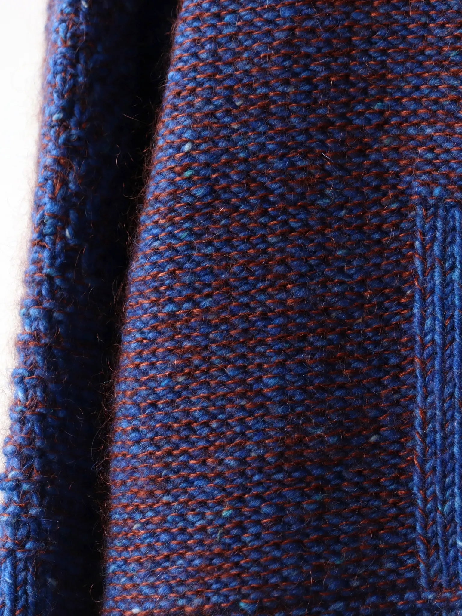 amachi-macrocell-knit-blue-3