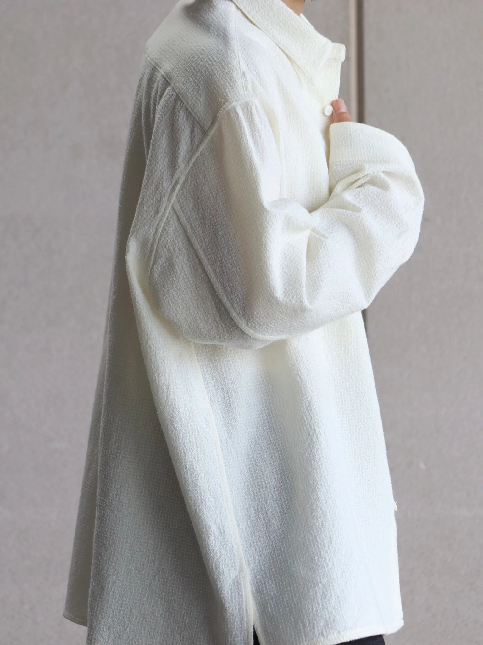 nonnotte-oversized-shirt-cloud-cream-3