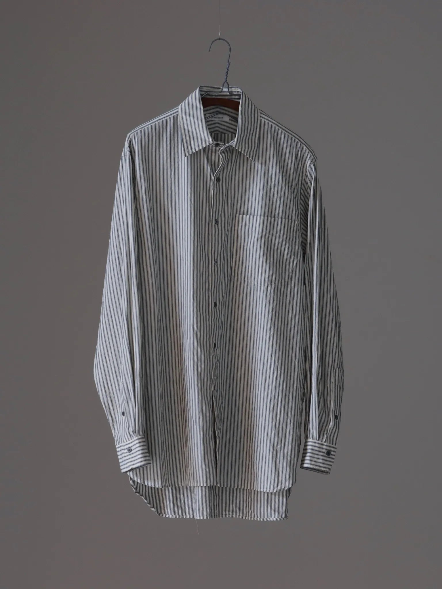 calmlence-regular-collar-shirt-blue-stripe-1